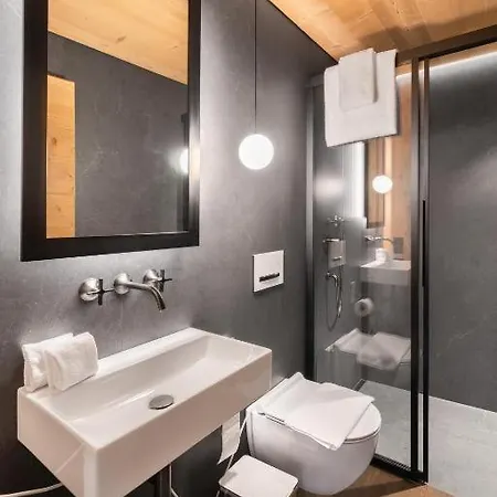 Apartment Three-bedroom In With Terrace Gstaad